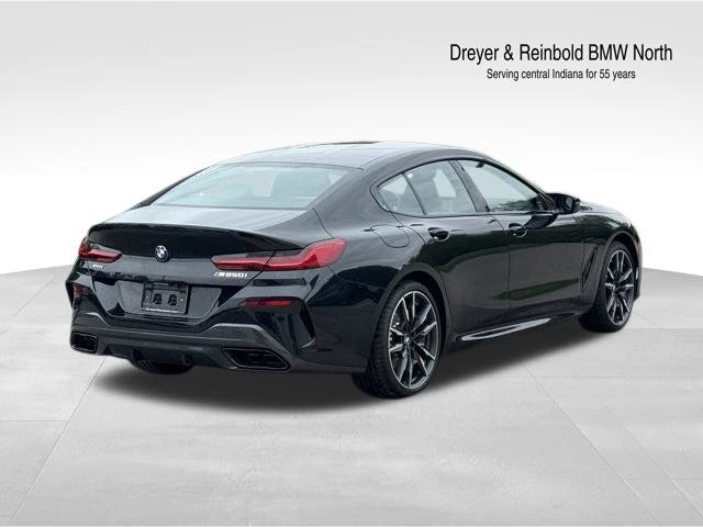 2026 BMW 8 Series M850i - Photo 7