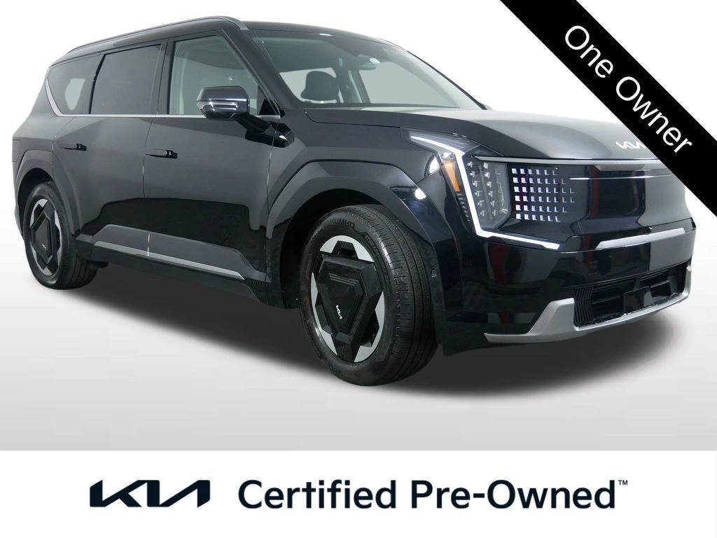 2024 Kia EV9 Land AWD's photo