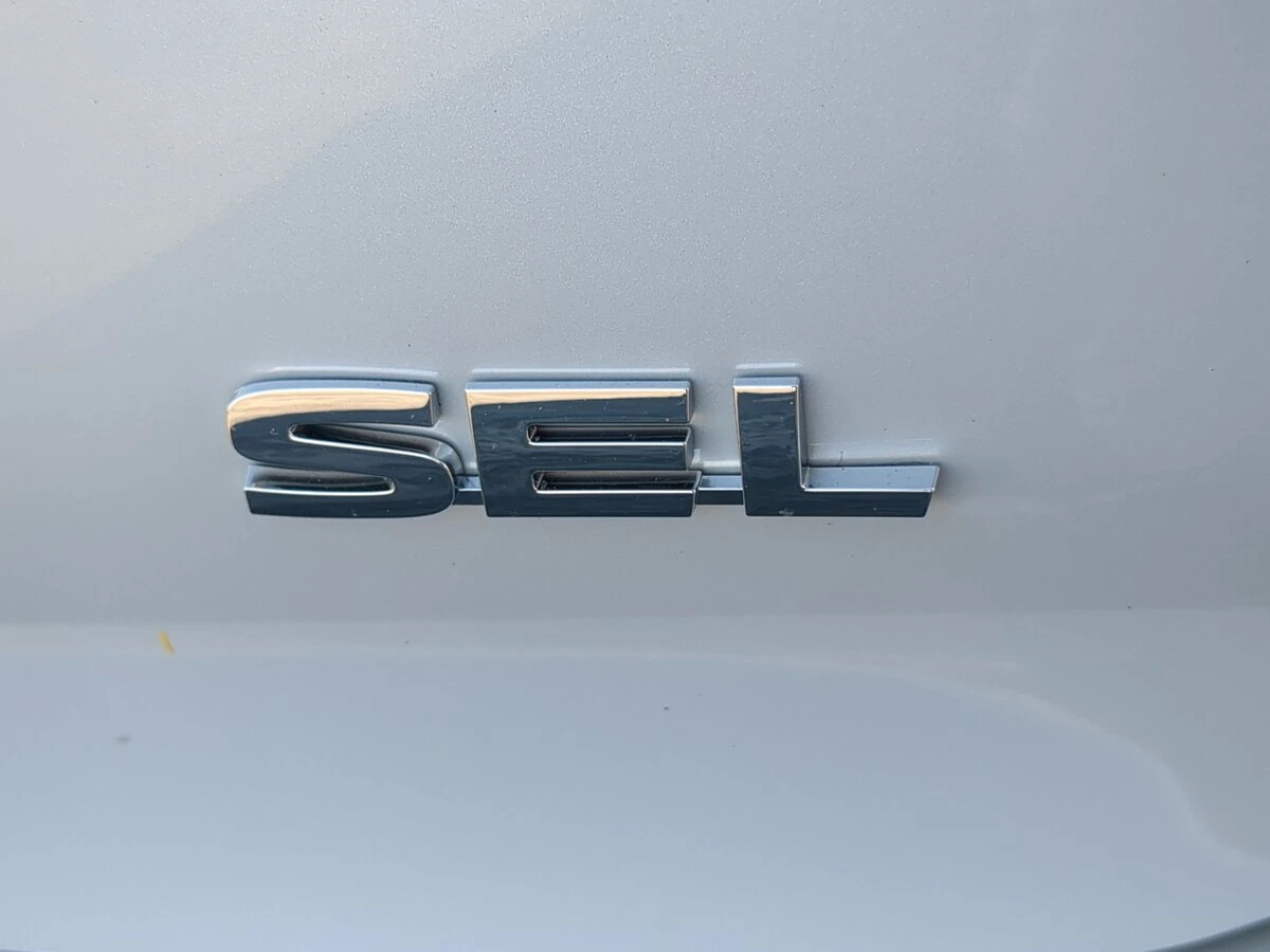 2026 Mitsubishi Outlander SEL - Photo 14