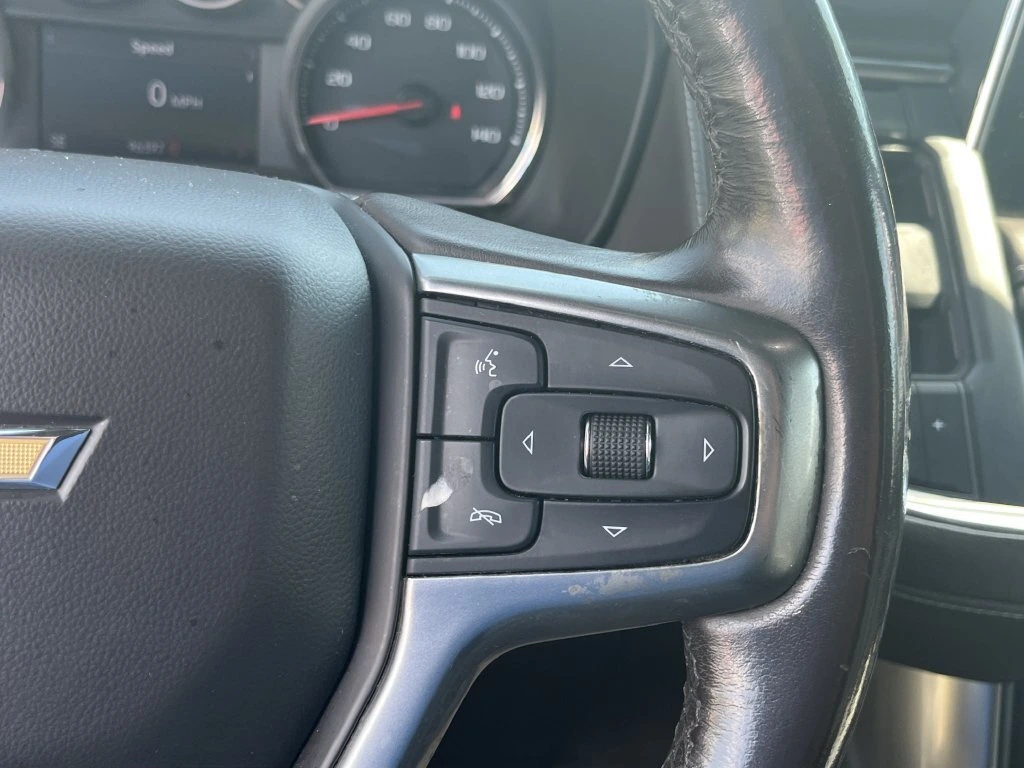 2021 Chevrolet Suburban LT - Photo 26