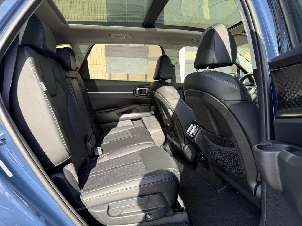 2026 Kia Sorento S - Photo 6