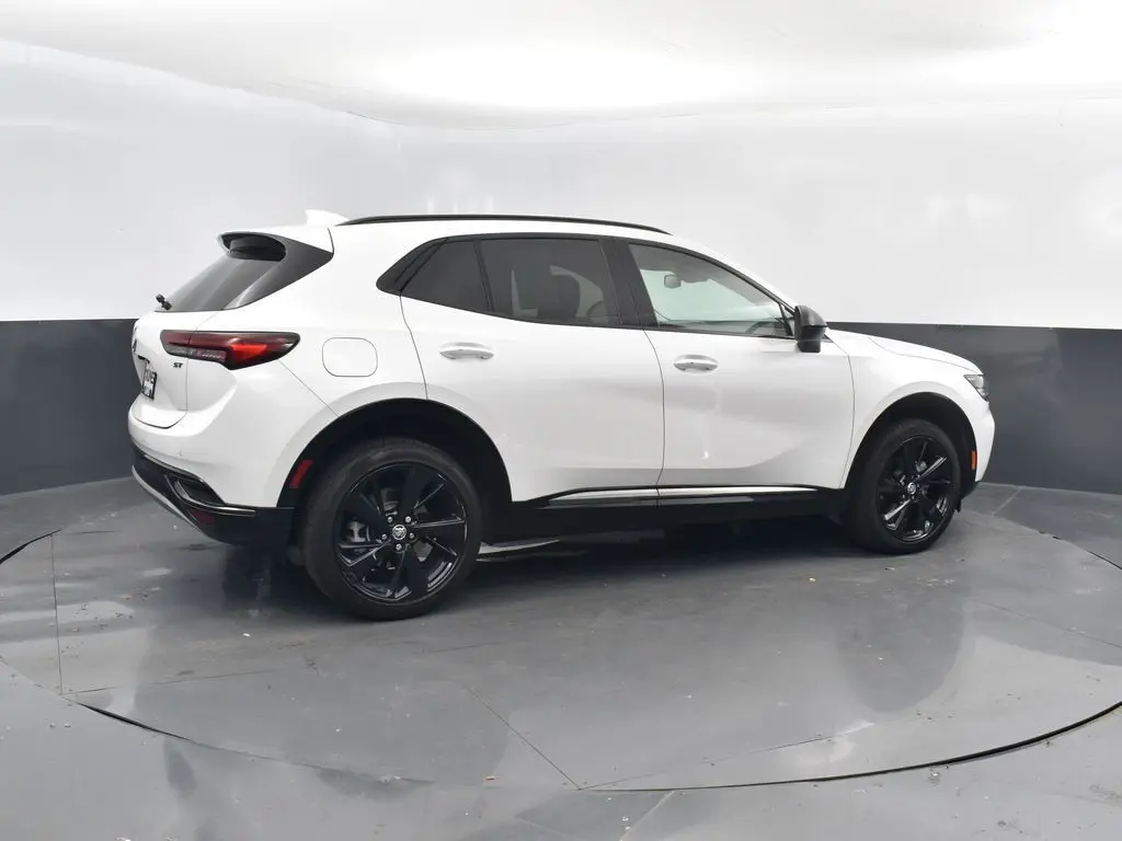 2023 Buick Envision Preferred photo 2