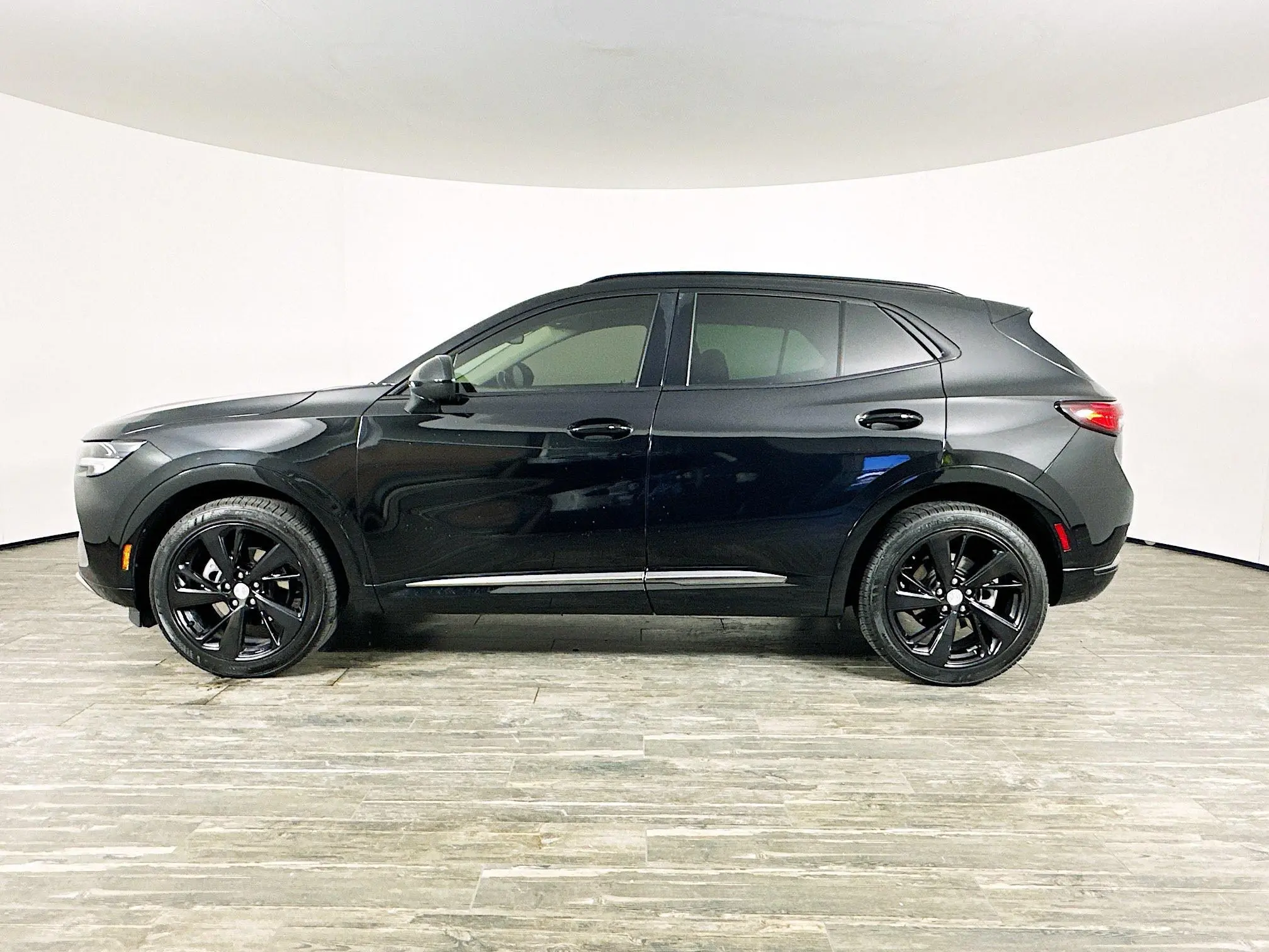 2021 Buick Envision Essence photo 4