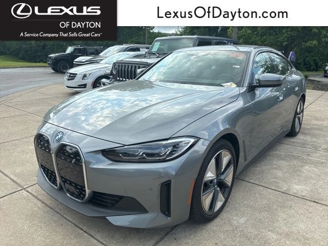 2023 BMW i4 eDrive40's photo