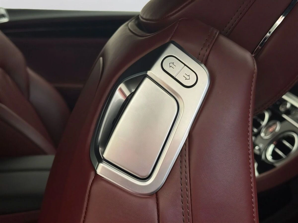 2026 Bentley Continental GTC Base - Photo 44