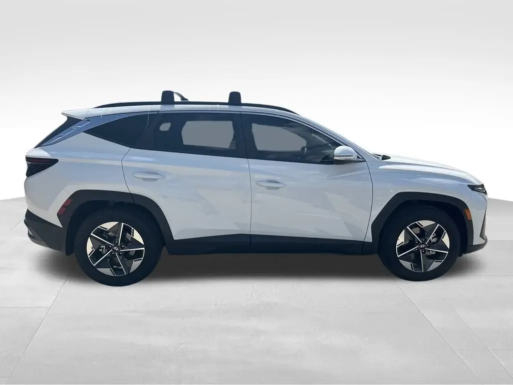 2026 Hyundai Tucson SEL Convenience photo 5
