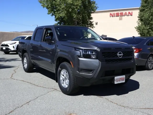 2026 Nissan Frontier S's photo