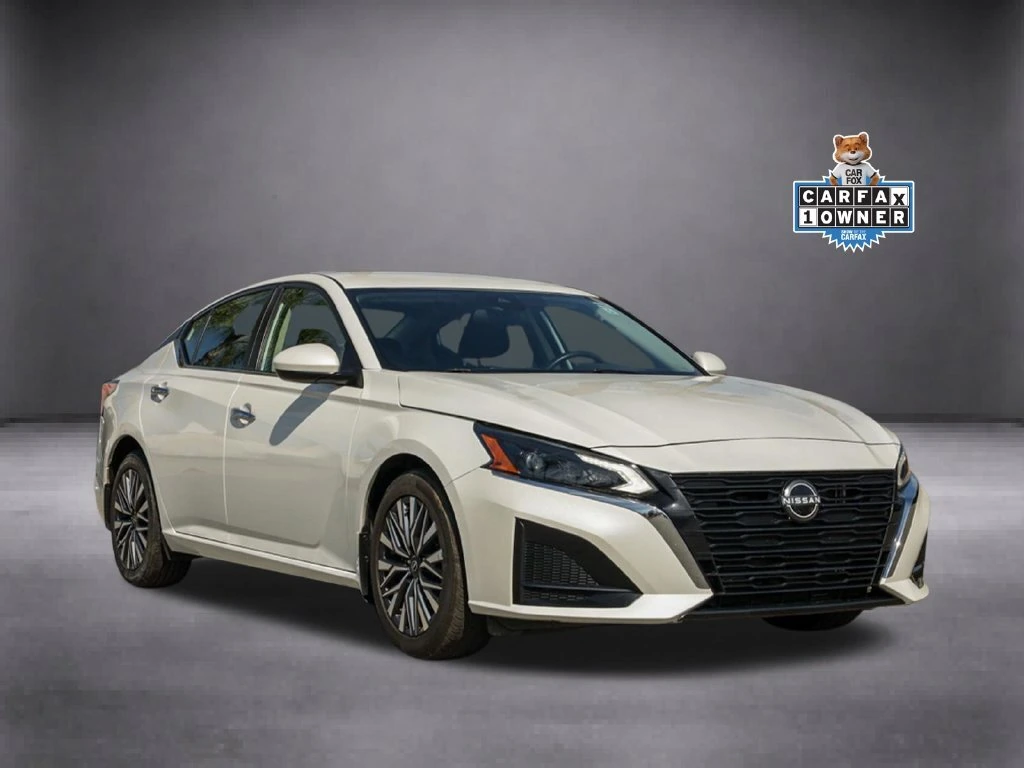2023 Nissan Altima SV