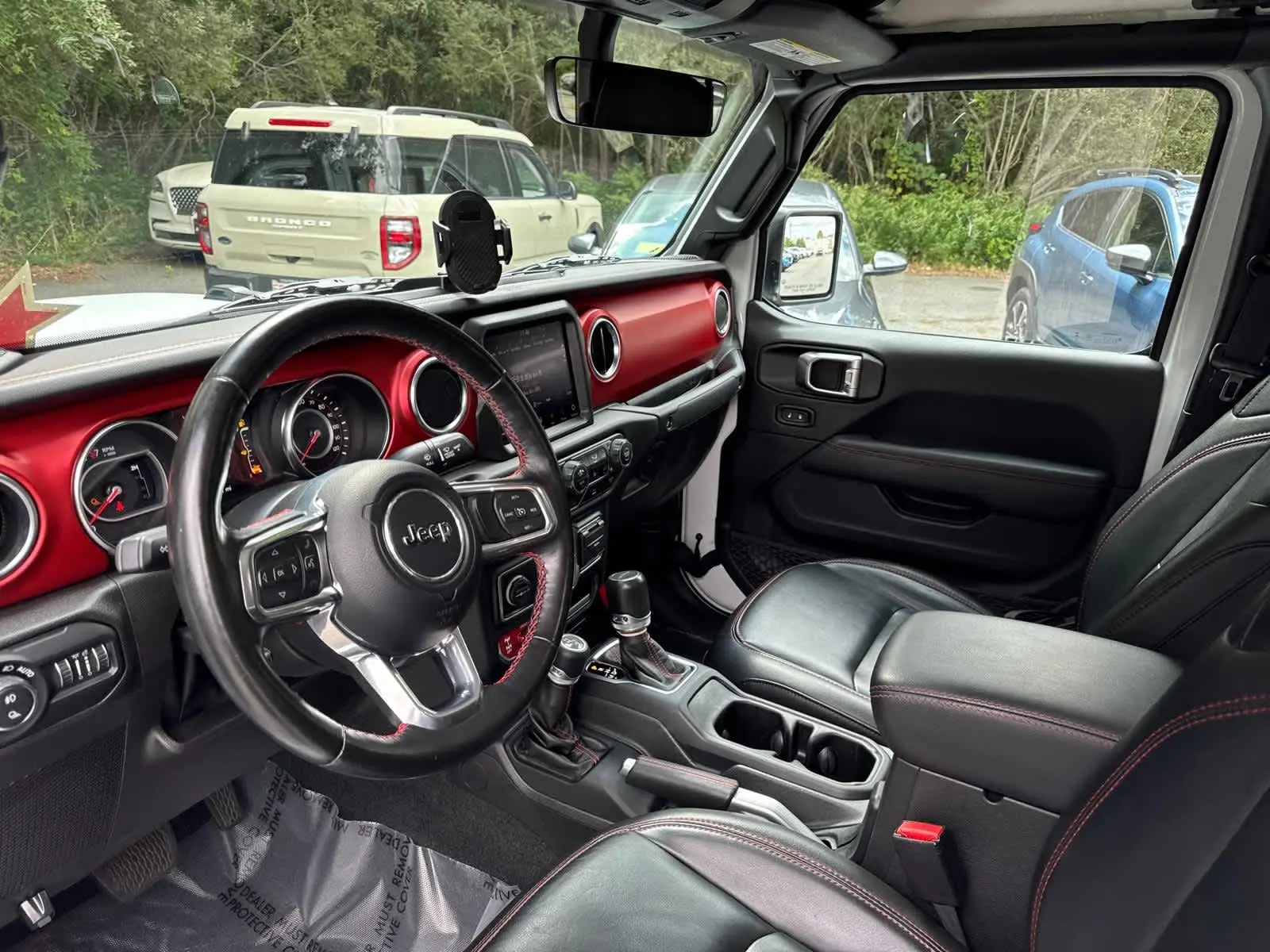 2022 Jeep Gladiator Rubicon photo 12