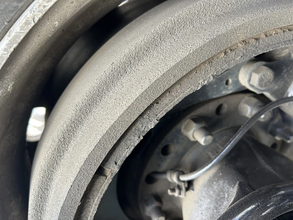 2016 Freightliner Cascadia - image 13