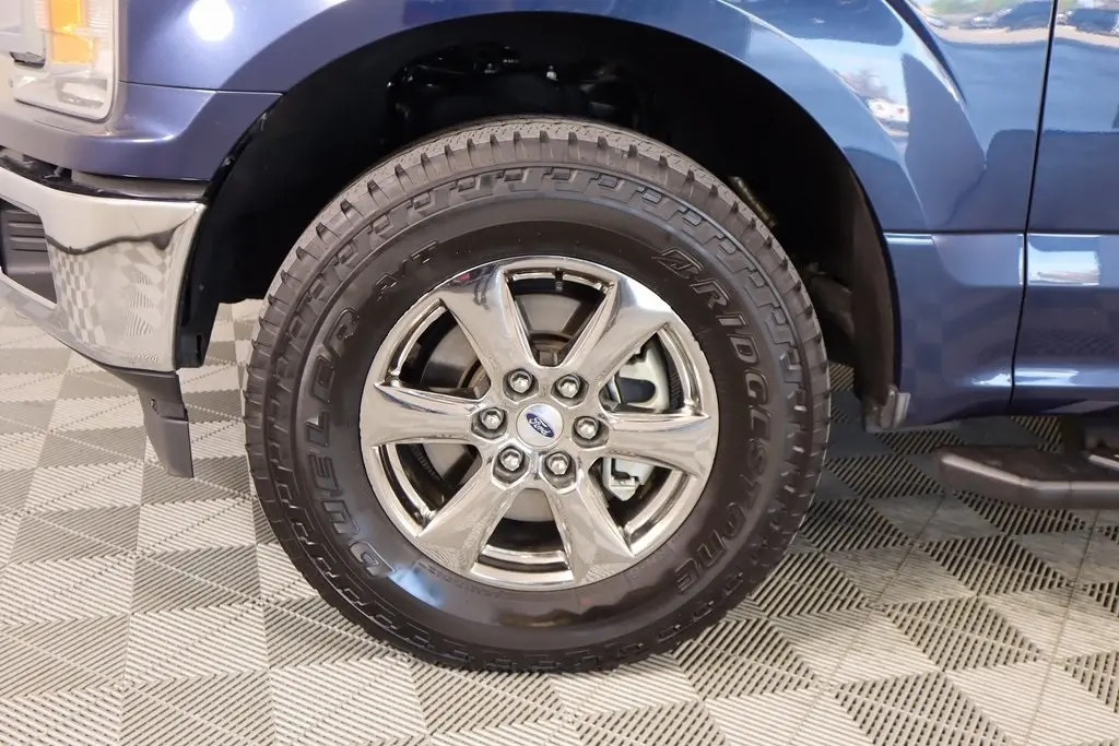 2020 Ford F-150 XLT photo 16