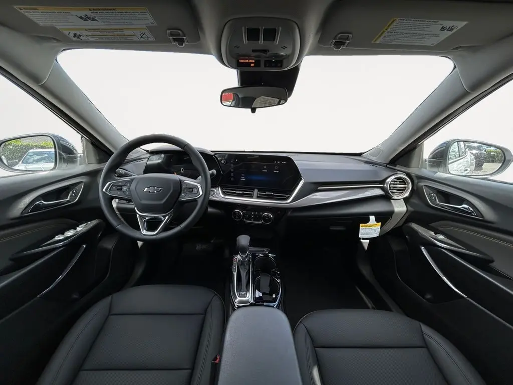 2026 Chevrolet Trax ACTIV photo 13