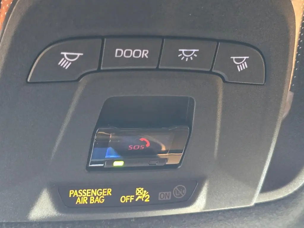 2025 Toyota Corolla SE photo 30
