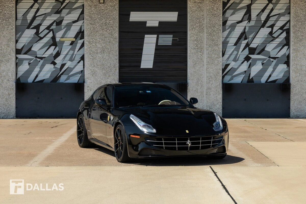 2014 Ferrari FF -'s photo