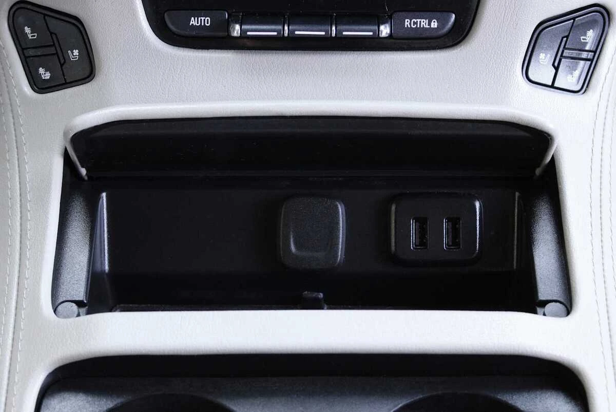 2020 GMC Yukon Denali - Photo 36