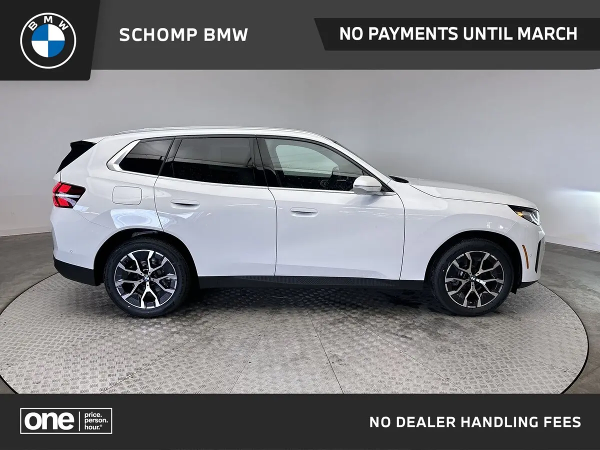 2026 BMW X3 30's photo