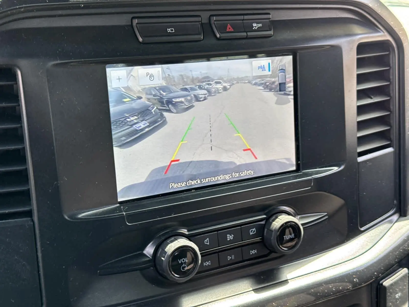 2022 Ford F-150 XL photo 25