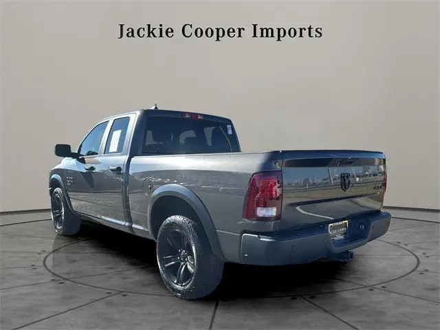 2021 Ram 1500 Classic Warlock photo 3