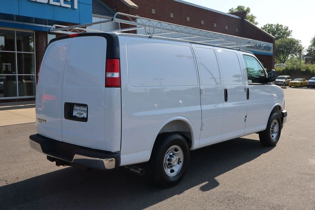 2025 Chevrolet Express Cargo Work Van - Photo 30