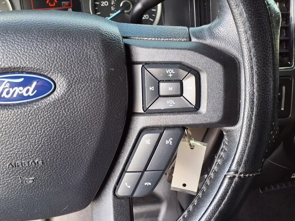 2019 Ford F-150 XLT photo 29