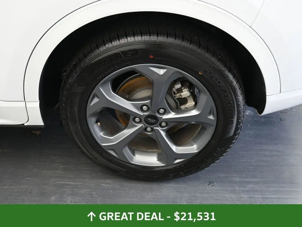 2023 Ford Escape ST-Line photo 9