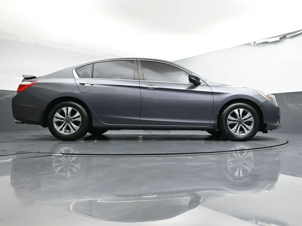 2015 Honda Accord LX photo 42