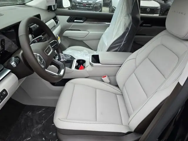 2026 Gmc Terrain Denali photo 4