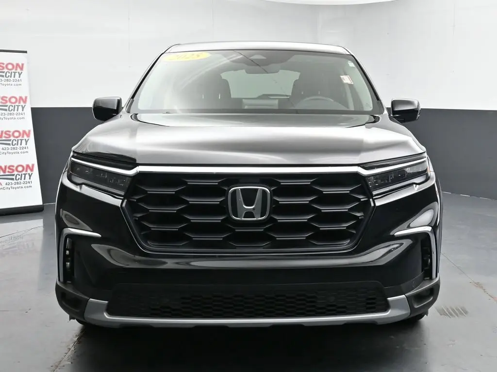 2025 Honda Pilot EX-L photo 3