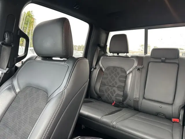 2020 Ram 1500 Rebel photo 9