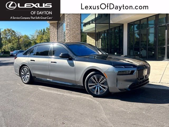 2023 BMW i7