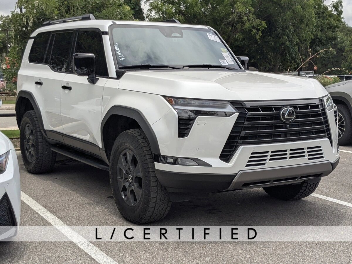 2025 Lexus GX 460 550 Overtrail's photo