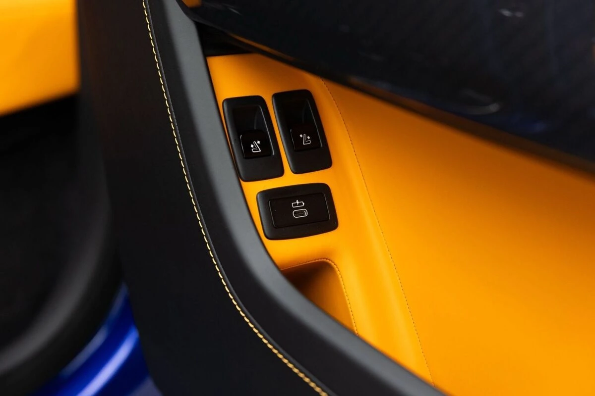 2027 Rolls-Royce Cullinan Black Badge - Photo 23