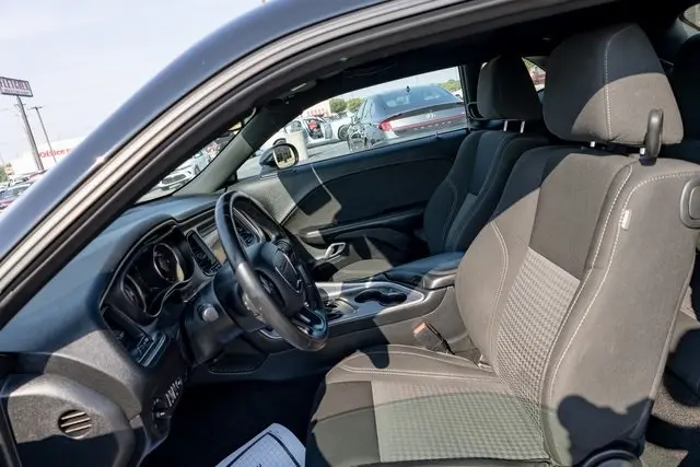 2022 Dodge Challenger SXT photo 11