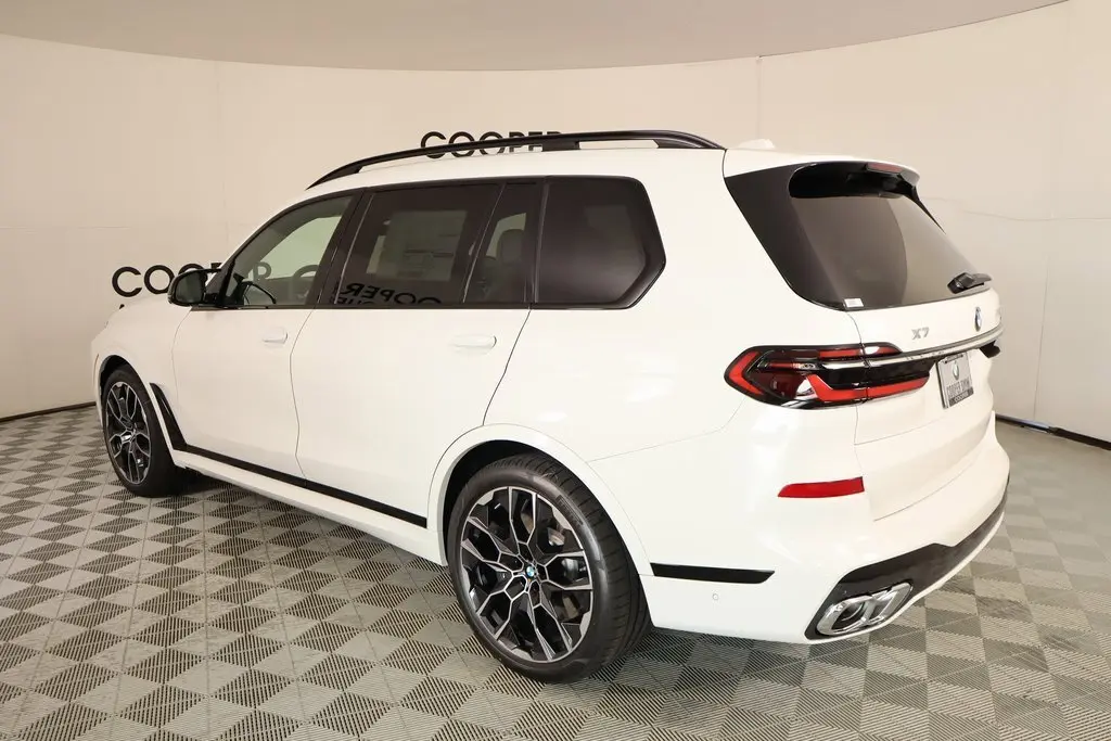 2026 Bmw X7 M60i photo 20
