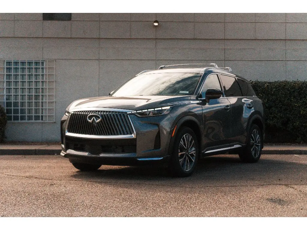 2026 INFINITI QX60 LUXE
