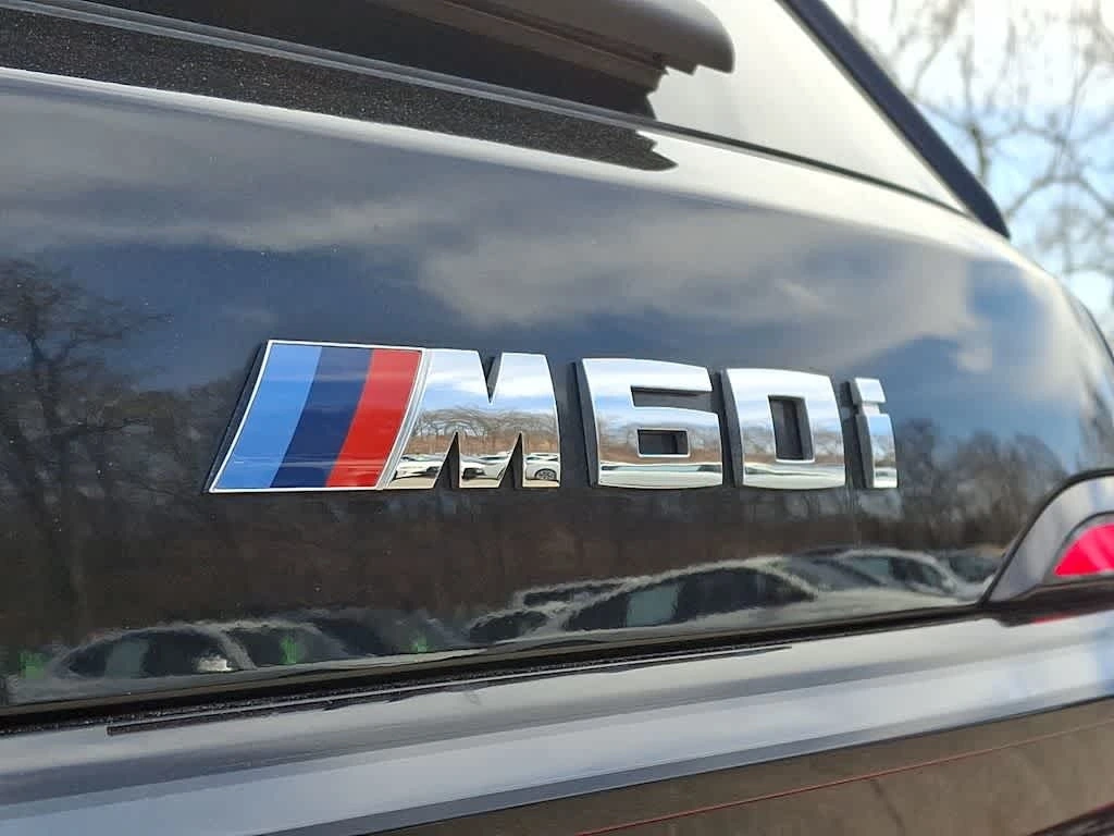 2025 BMW X7 M60i - Photo 31