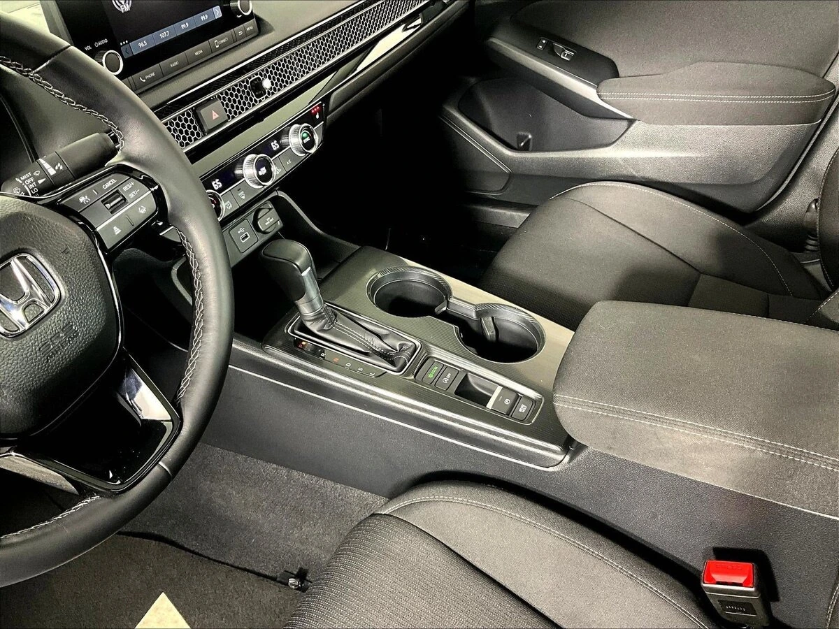2024 Honda Civic EX - Photo 18