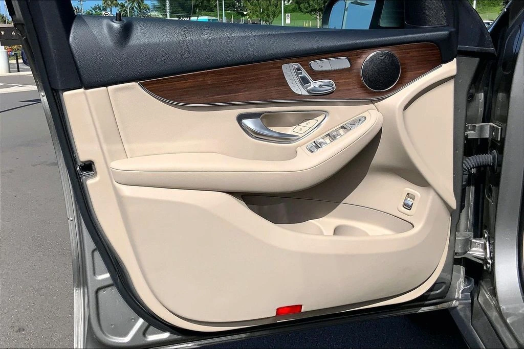 2023 Mercedes-Benz GLC Coupe GLC300 - Photo 23