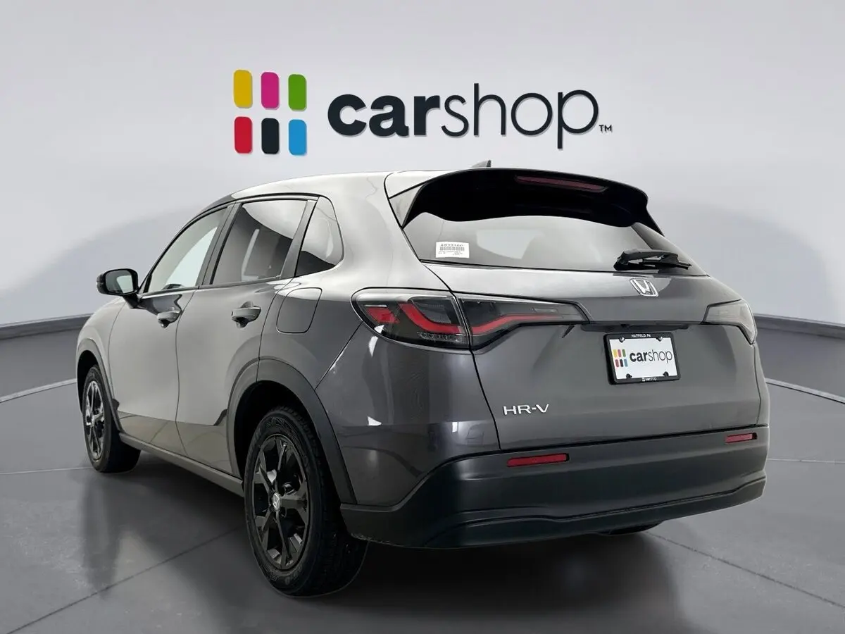 2023 Honda HR-V LX photo 2
