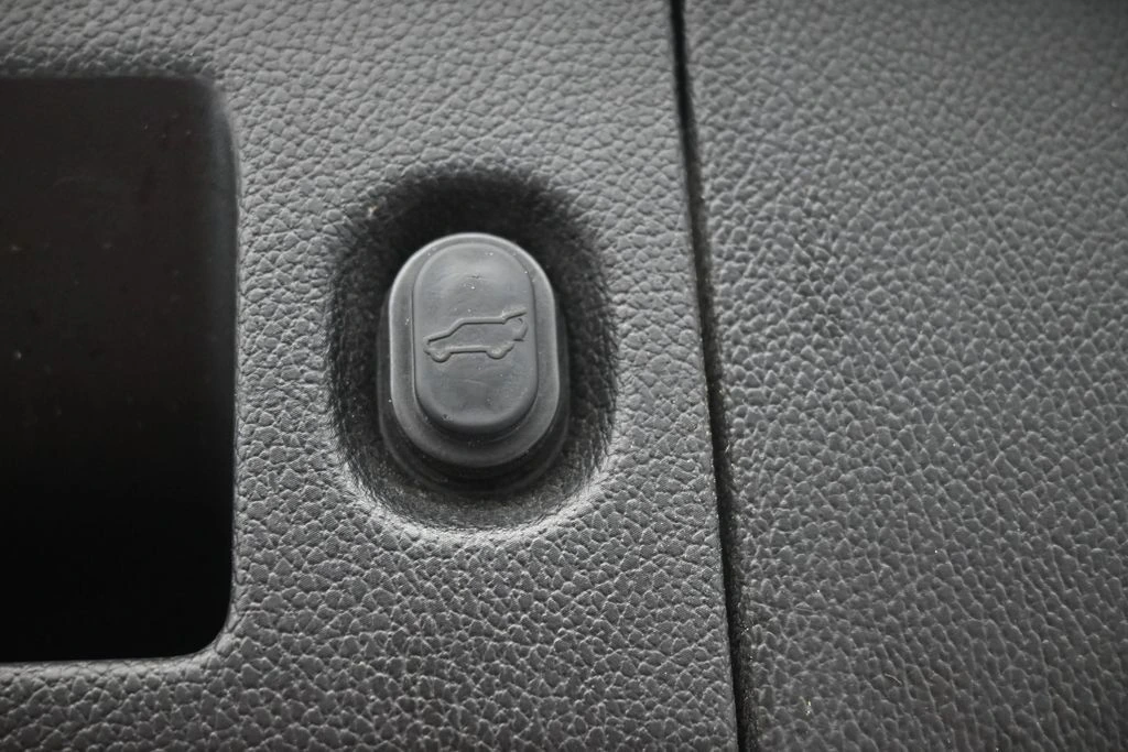 2019 GMC Yukon XL SLT - Photo 24