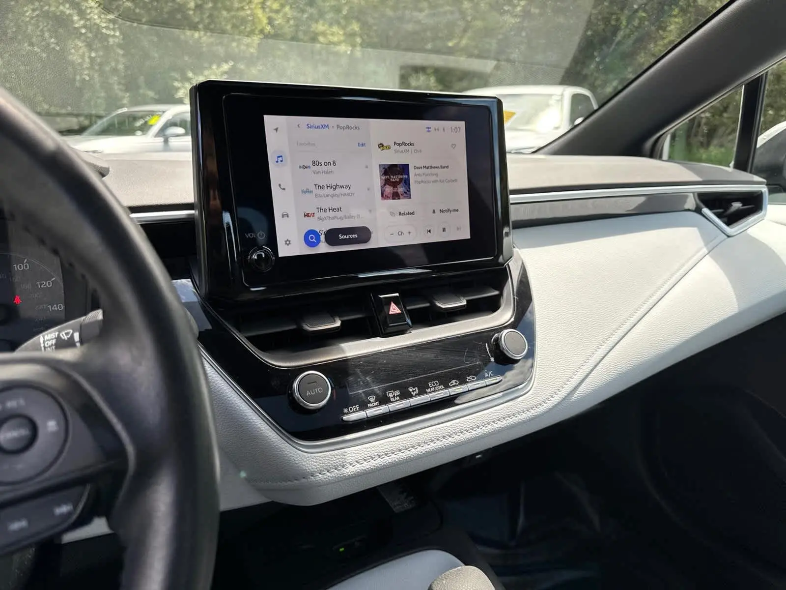 2024 Toyota Corolla SE Premium photo 26