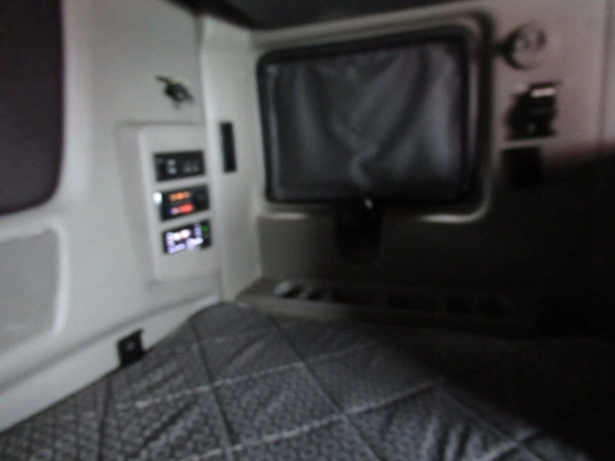 2021 International LoneStar - image 14