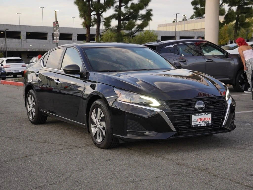 2025 Nissan Altima S