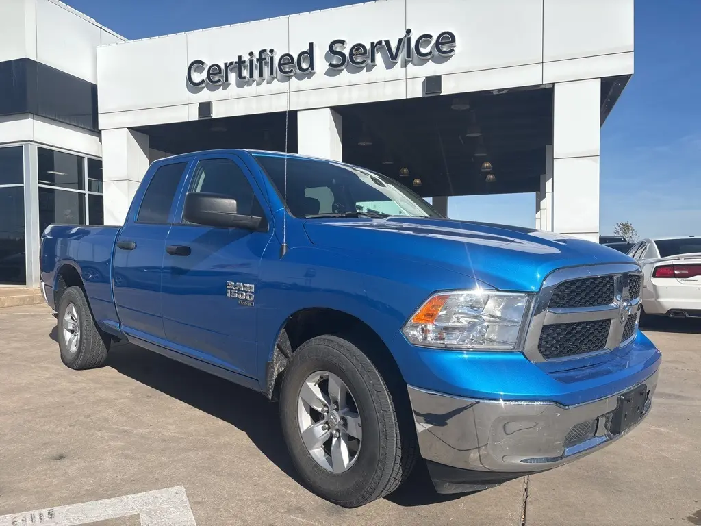 2024 RAM Ram 1500 Classic SLT's photo