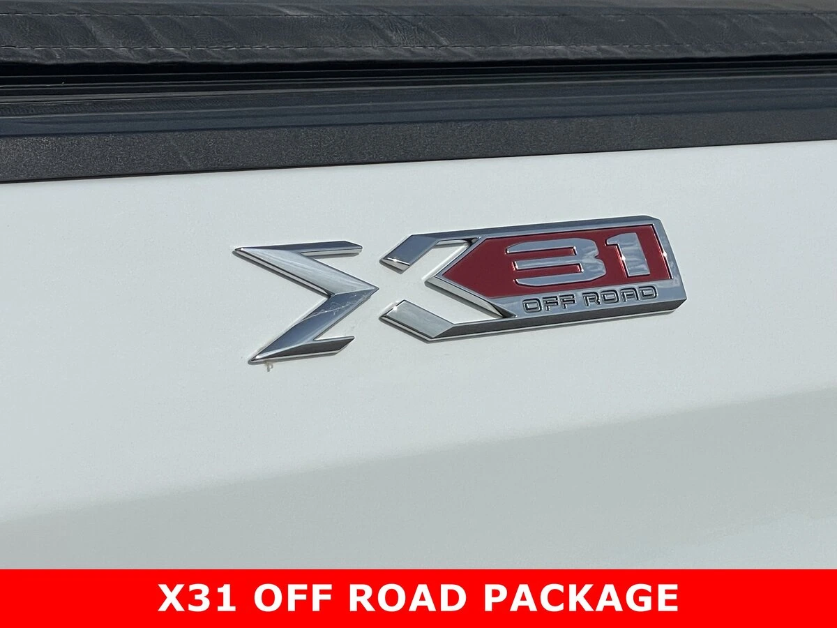 2021 GMC Sierra 1500 SLT - Photo 15