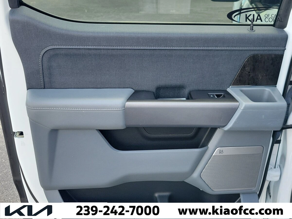 2022 Ford F-150 Lariat - Photo 13