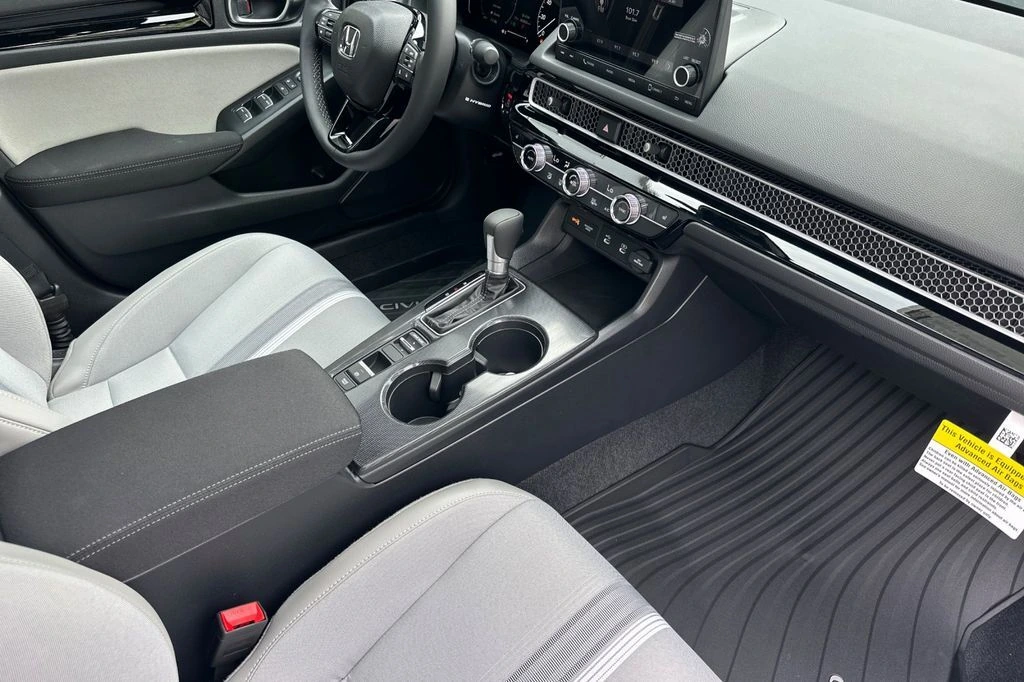 2026 Honda Civic Sport - Photo 10