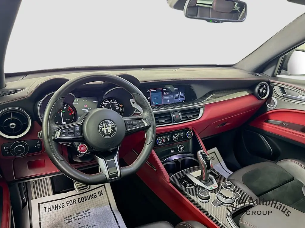 2021 Alfa Romeo Stelvio Quadrifoglio photo 27