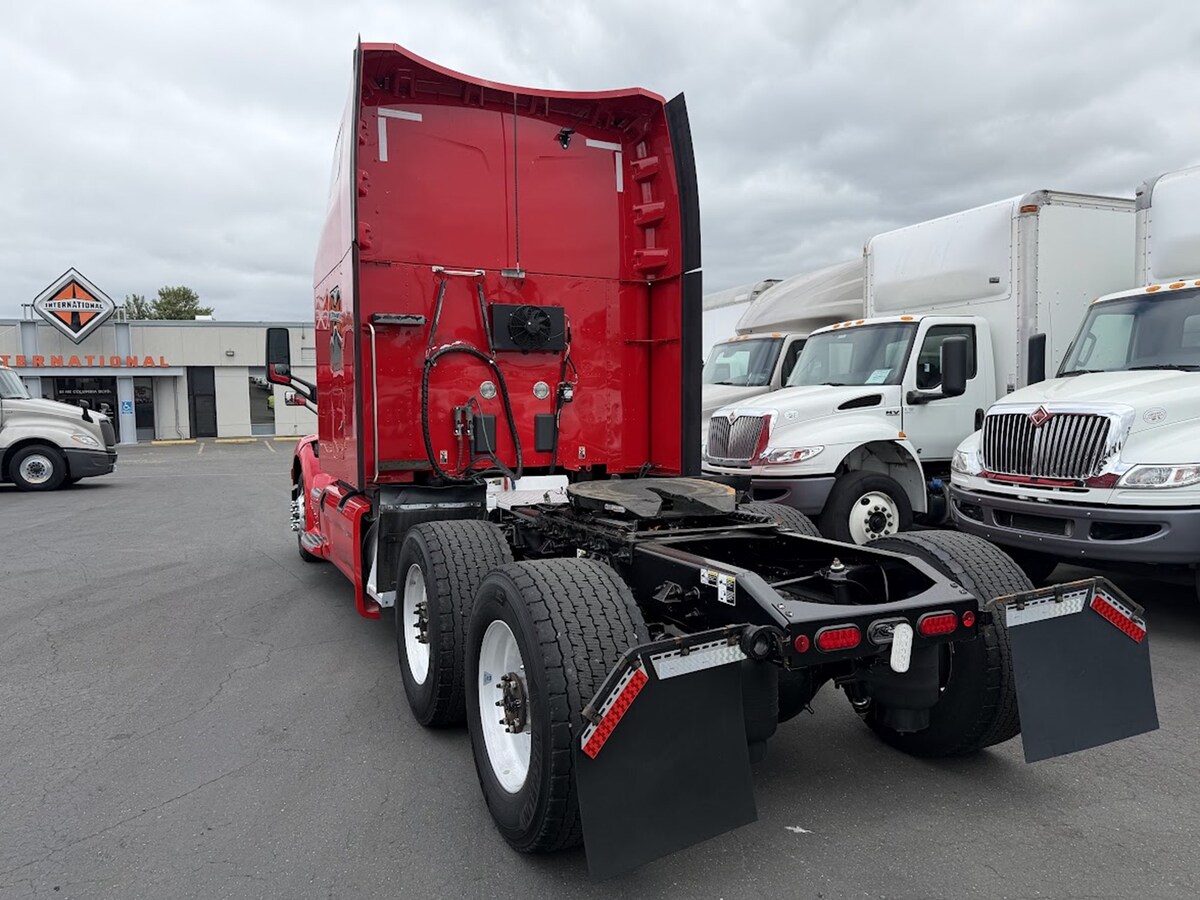 2022 Peterbilt in Portland, OR — photo 7