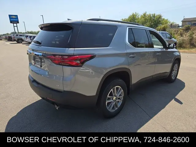 2023 Chevrolet Traverse 1LT photo 5